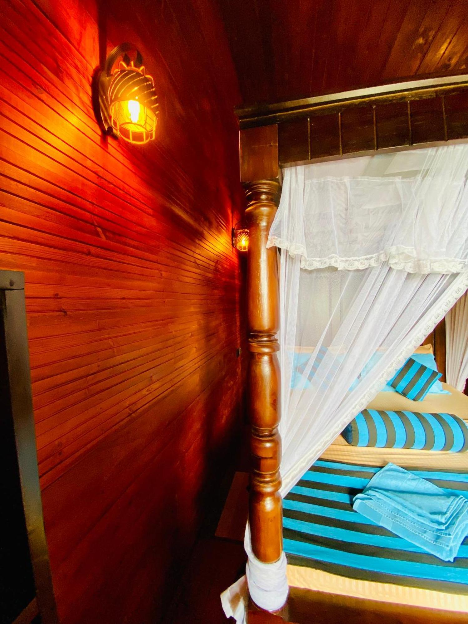 Madushanka Resort Ella Exteriör bild